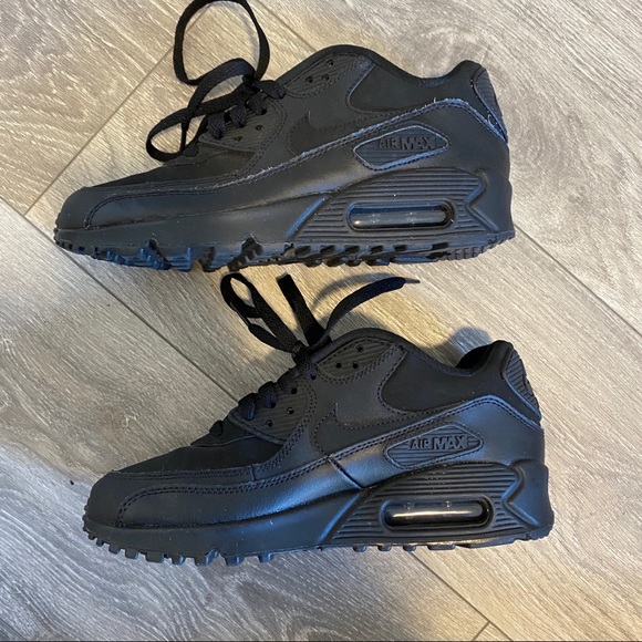 Air Max 90 Essential Low-Top Sneakers - Picture 3 of 7